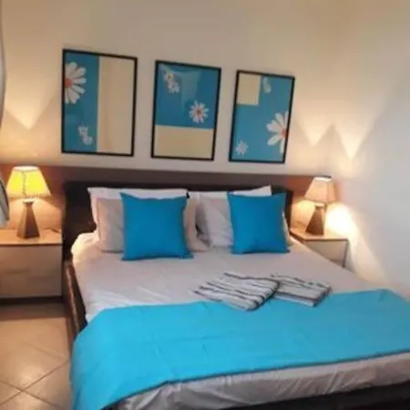 Apartment Modern, 1 Bed Apt, 4* Vineyards
